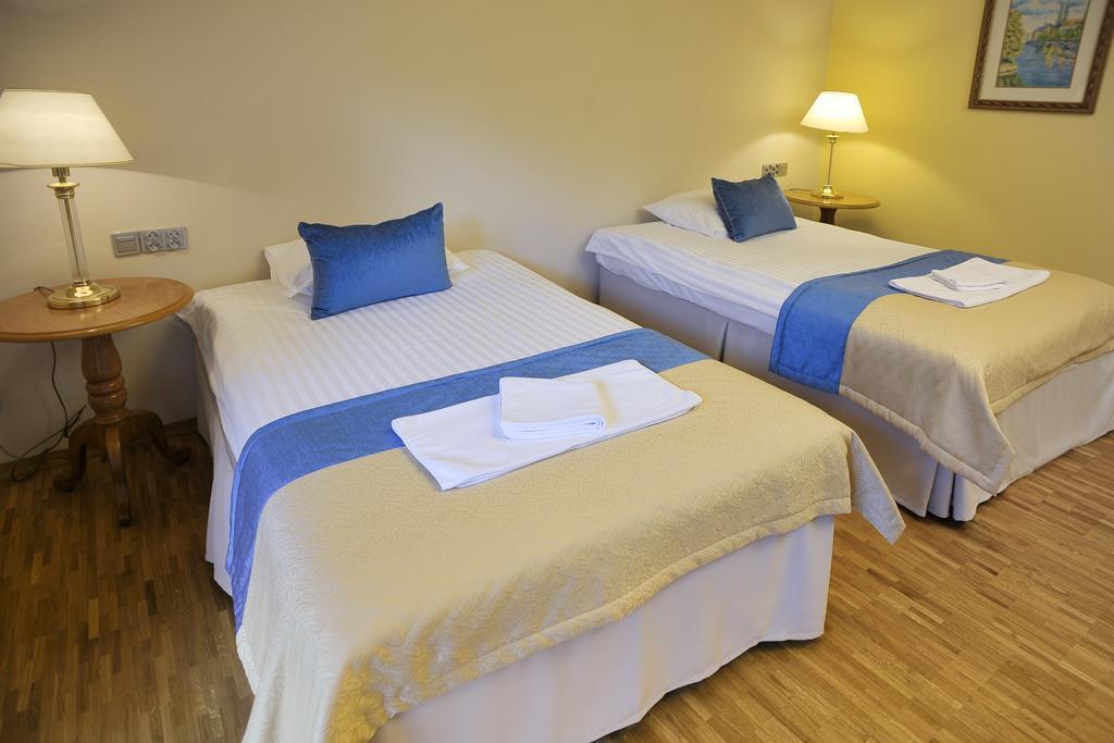 Hotel Mir-Jan Spa Ladek-Zdroj Bilik gambar