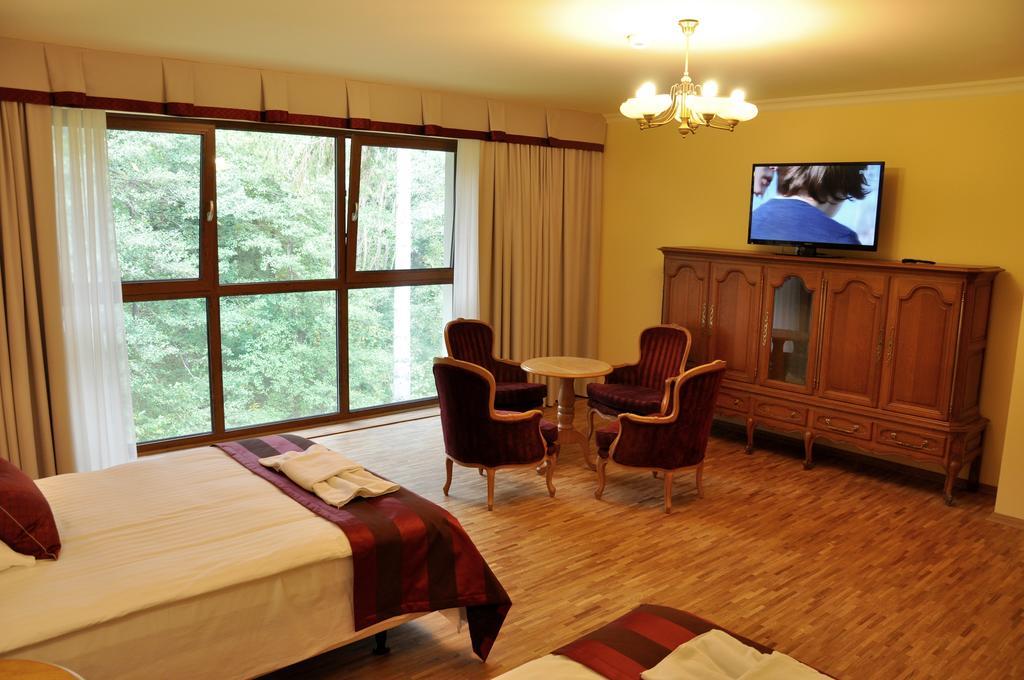 Hotel Mir-Jan Spa Ladek-Zdroj Bilik gambar