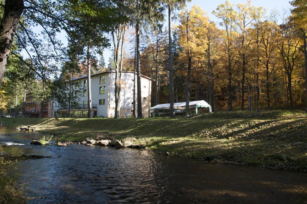Hotel Mir-Jan Spa Ladek-Zdroj Luaran gambar