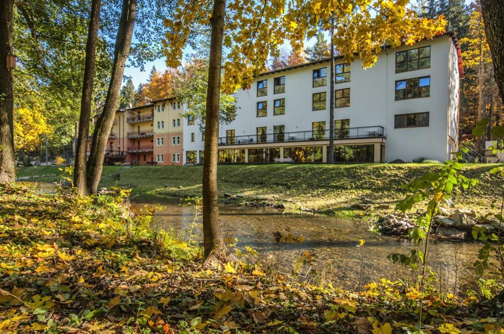 Hotel Mir-Jan Spa Ladek-Zdroj Luaran gambar