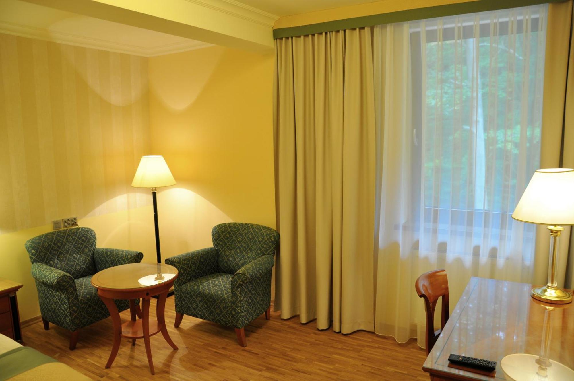 Hotel Mir-Jan Spa Ladek-Zdroj Bilik gambar