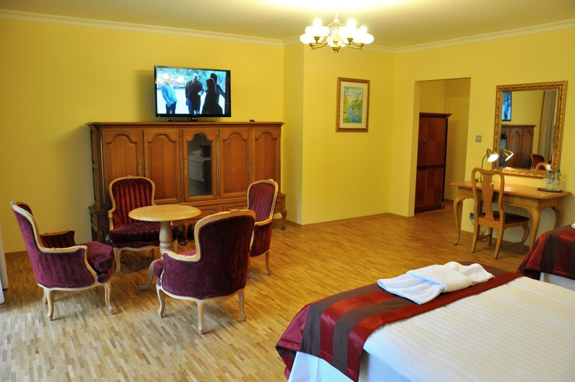 Hotel Mir-Jan Spa Ladek-Zdroj Bilik gambar